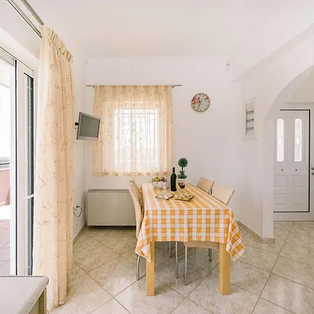 Sofia's House 2 Apartment